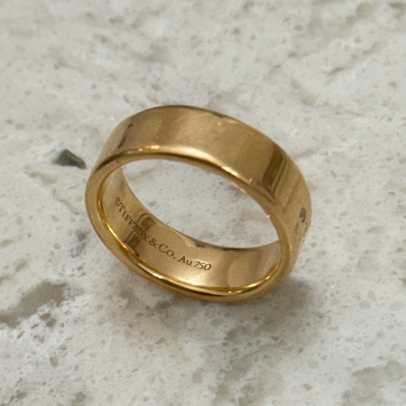 Return to Tiffany ring with diamonds - Picture 4 of 5